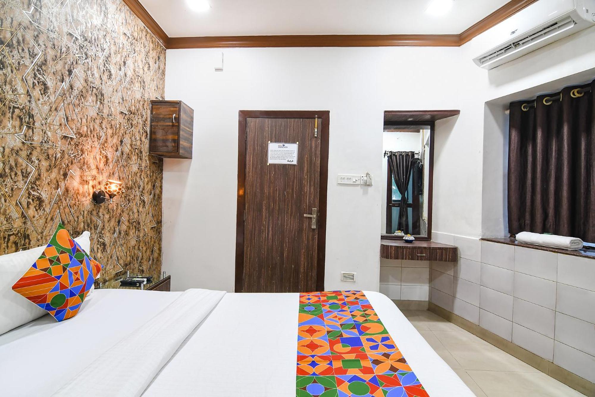 Hotel Diamond Suites Колката Екстериор снимка