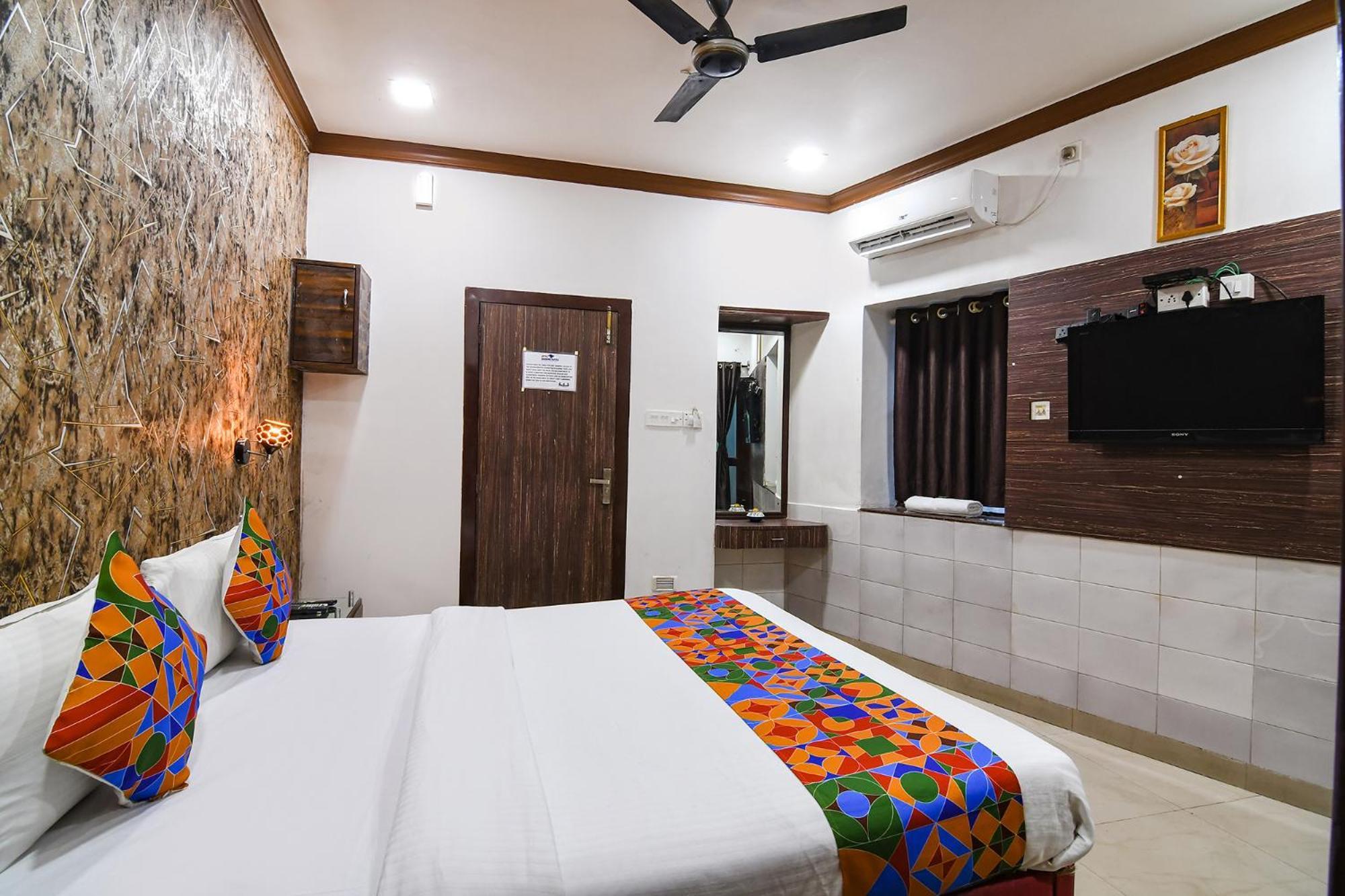 Hotel Diamond Suites Колката Екстериор снимка