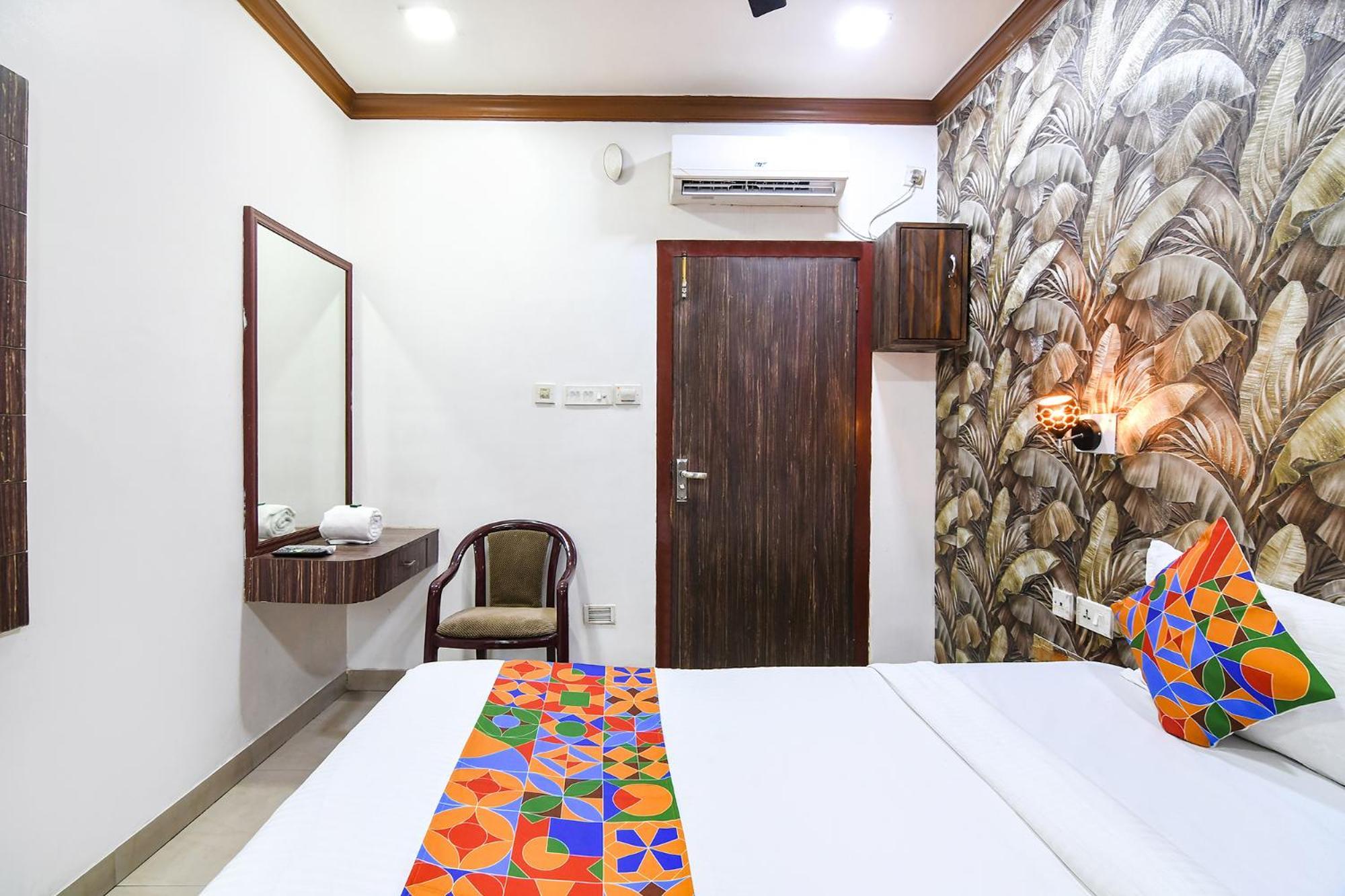 Hotel Diamond Suites Колката Екстериор снимка