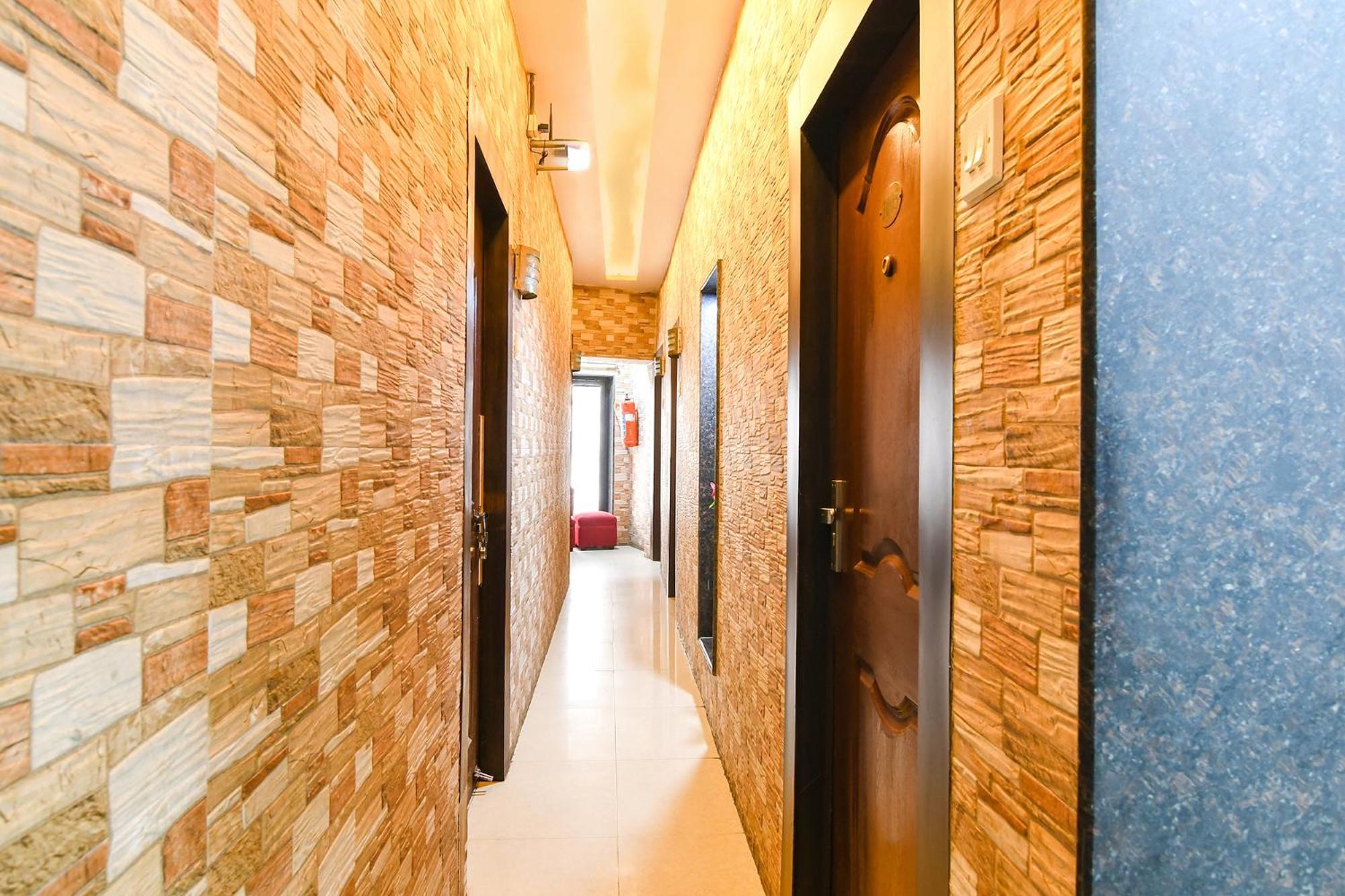 Hotel Diamond Suites Колката Екстериор снимка